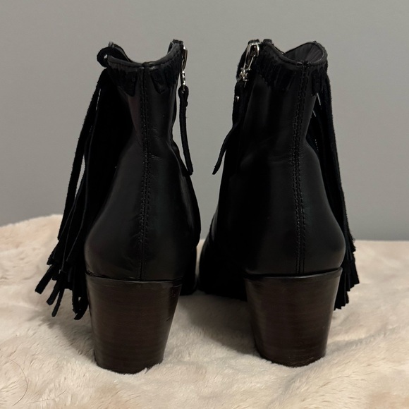 Sam Edelman Willice Black Leather Ankle Boots with Fringe - Picture 4 of 9